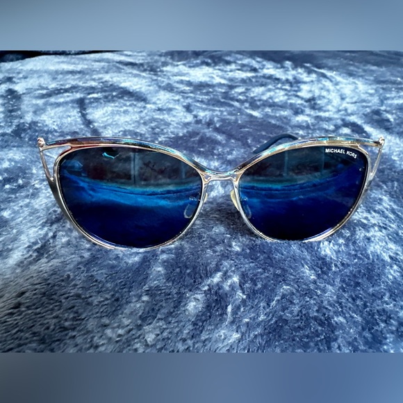 Michael Kors Ina sunglasses - Picture 10 of 16